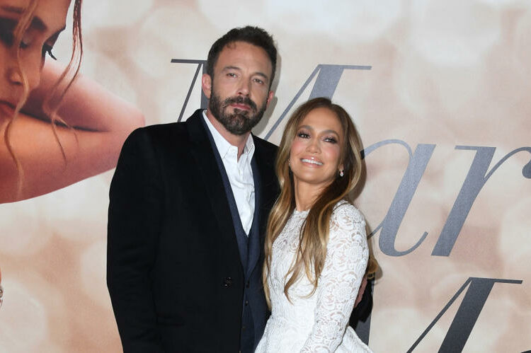 Jennifer López y Ben Affleck podrían invertir hasta 25 millones de dólares en sus celebraciones de boda