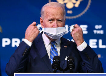El presidente de EE.UU. Joe Biden vuelve a dar positivo por covid-19
