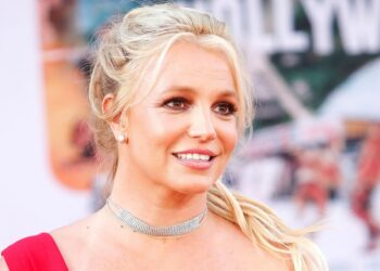Britney Spears llama “hipócrita” a su mamá luego de que le suplicara una reconciliación