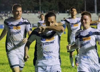 Triunfo sufrido para La Libertad