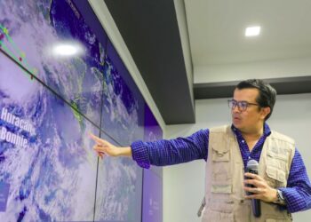 Ministro de Medio Ambiente: «Las tormentas para este martes serán más fuertes que las de la tarde y noche de este lunes»