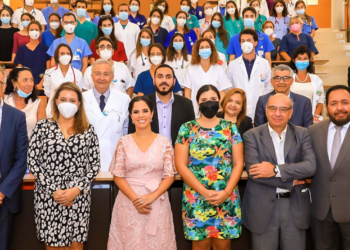 Primera Dama compartió experiencia sobre implementación de la Ley Nacer con Cariño en El Salvador, con personal de salud de Italia