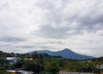 Chubascos y tormentas acompañadas de ráfagas de viento para este martes