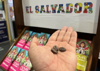 El chocolate salvadoreño destaca por su calidad en actividad internacional que se desarrolla en Lima, Perú
