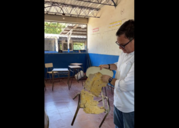 Christian Guevara expone la precaria situación en que gobiernos anteriores dejaron a las escuelas públicas