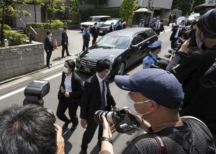 Restos de Shinzo Abe llegan a Tokio para su funeral