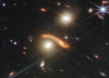 La NASA presentó la primera imagen en alta calidad del cosmos, tomada por el telescopio James Webb