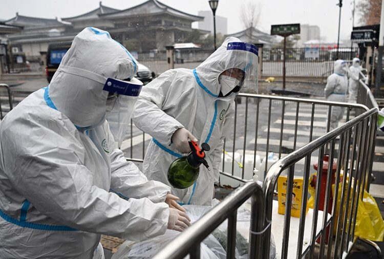 El gobierno chino volvió a imponer nuevos confinamientos a millones de personas ante el aumento de casos de COVID-19