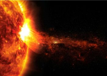 Advierten que una tormenta solar impactará la Tierra hoy