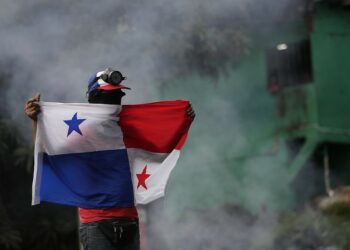 Los cortes de ruta aumentan el riesgo de escasez en Panamá mientras los sindicatos concilian su lista de reclamos