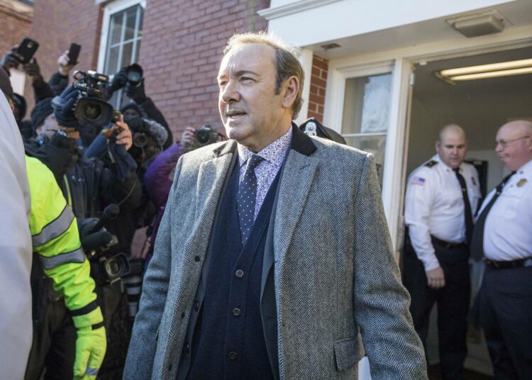 Kevin Spacey se declaró no culpable de cargos de agresión sexual en Londres