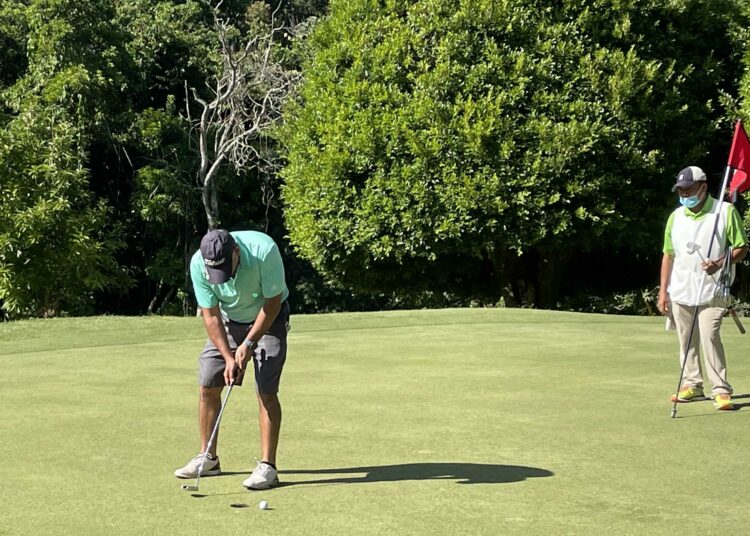 Comenzó el II Torneo Nacional en Parejas de golf
