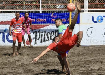 Barra de Santiago y BS-UES comparten el liderato del grupo A