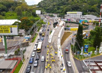 Pavimentación de rampas en paso a desnivel de redondel Utila comenzará la próxima semana
