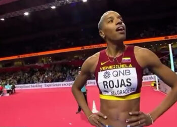 El descuido de cinco milímetros dejó a la campeona olímpica Yulimar Rojas fuera del salto de longitud del Mundial de Atletismo