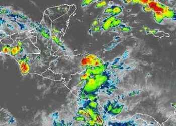 Clases continuarán suspendidas para este martes