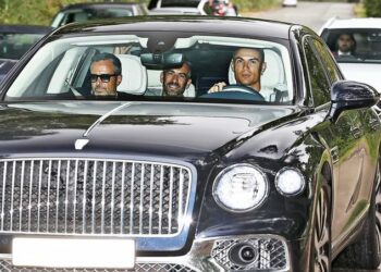 Cristiano Ronaldo volvió a Manchester para definir su salida del United