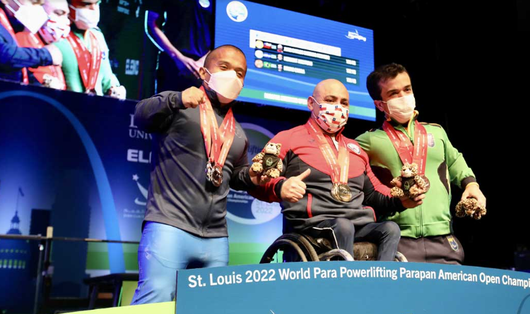 Herbert Aceituno gana dos medallas de plata para El Salvador en EE. UU.