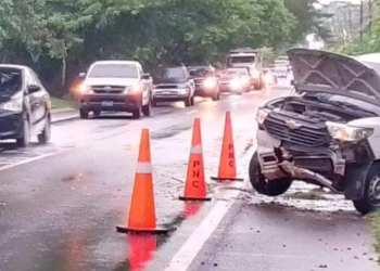 Vehículo sufre accidente en El Paraíso, Chalatenango