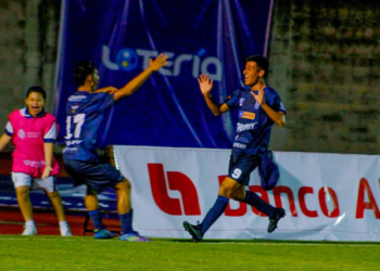 San Salvador vence 2-0 a Cabañas, con doblete de Juan Sánchez