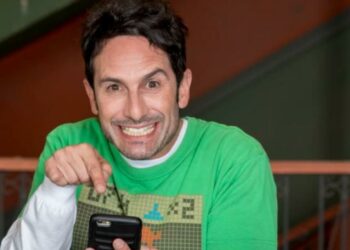 Pablo Valentín actor de «Vecinos» inició su carrera como payasito en las calles y esta es su historia