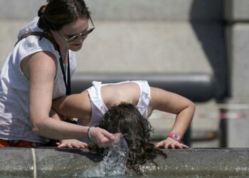 El Reino Unido vive el día más agobiante de su historia y la temperatura seguirá subiendo