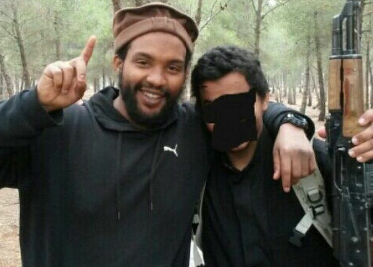 Reino Unido detiene a uno de los presuntos ‘Beatles’ del Estado Islámico en un aeropuerto de Londres