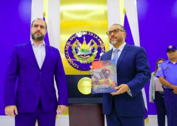 Gobernación presentó nuevo marco normativo para impulsar modernización del Cuerpo de Bomberos ante Asamblea