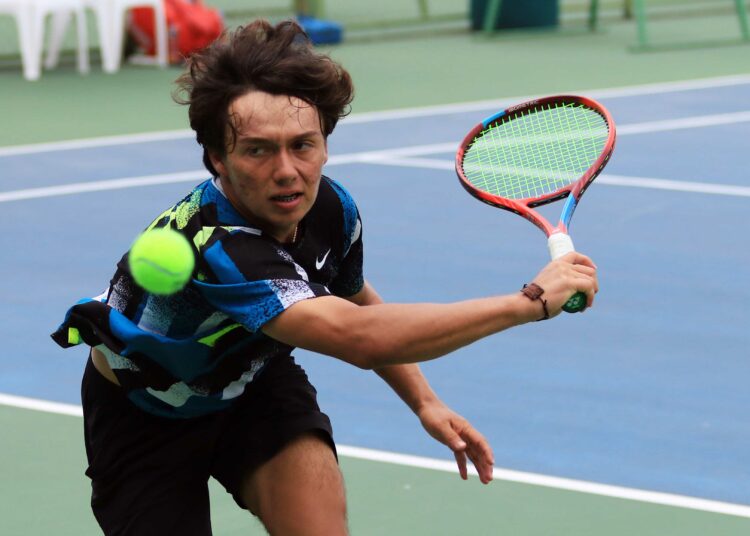 César Cruz se coronó campeón de la copa Crown Plaza 6 ITF