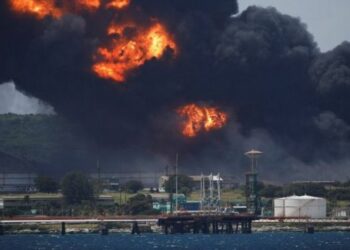 Confirmaron un total de 16 muertos por el incendio en los depósitos de combustible en Cuba