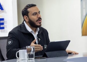 Vacunación contra el COVID-19 permite reducción de casos 