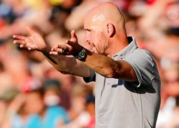 El DT del Manchester United explotó contra el plantel tras la goleada ante Brentford