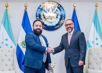 Presidentes de los Congresos de El Salvador y Honduras estrechan lazos de cooperación para fortalecer la integración centroamericana