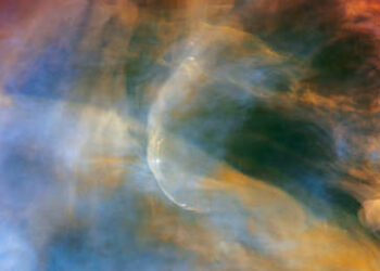 El Hubble capta una estrella recién nacida expulsando chorros luminosos de gas