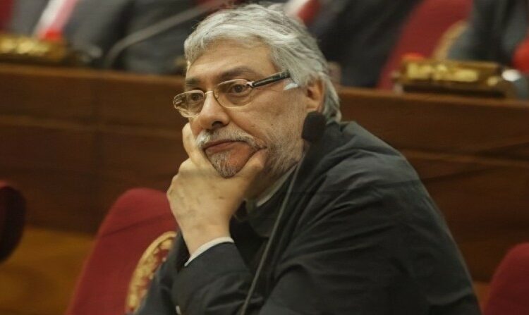 El expresidente paraguayo Fernando Lugo es sometido a una traqueotomía por un sangrado