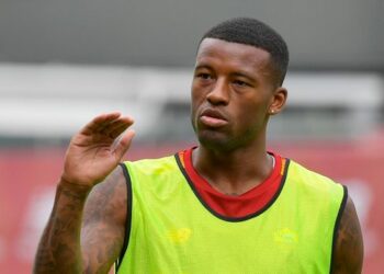 Georginio Wijnaldum de los Países Bajos sufrió una grave lesión y puso en duda su presencia en el Mundial de Qatar