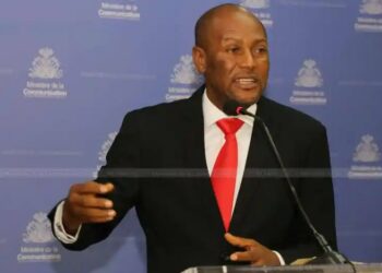 Una poderosa pandilla de Haití quemó vivo a un ex senador en Puerto Príncipe