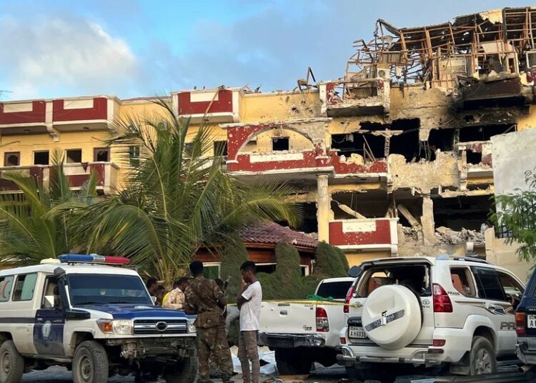 (VIDEOS) Ataque terrorista de Al Shabab en un hotel de Somalia deja al menos 21 muertos y 117 heridos