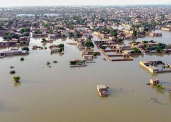 Un tercio de Pakistán está bajo el agua, con más de 1.130 muertos