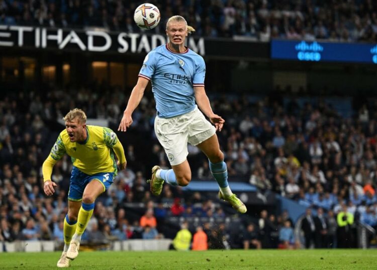 Haaland marcó un hat-trick en la goleada del Manchester City y supera récord del Kun Agüero