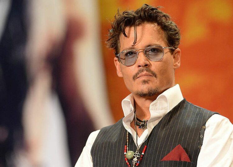 Famosos retiran apoyo a Johnny Depp tras filtración de documentos de la corte