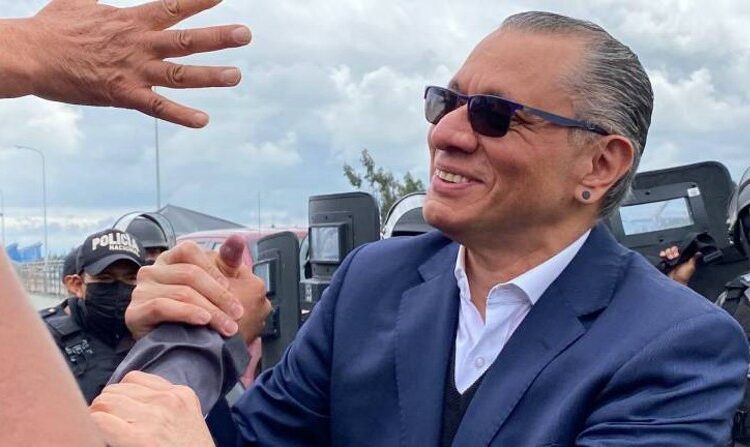 Ecuador: detienen a juez que otorgó habeas corpus al ex vicepresidente Jorge Glas