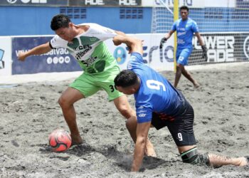 Barra de Santiago goleó al campeón y garita sufrió para ganar
