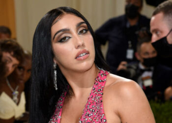 (VIDEO) La hija de Madonna debuta con atrevida canción «Lock&Key»