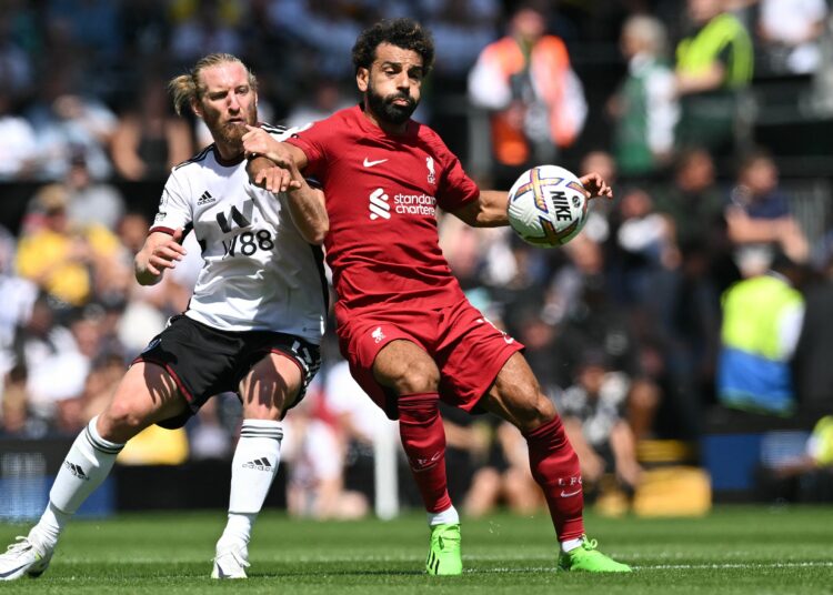 Liverpool rescató el empate ante el Fulham en el arranque de la Premier League