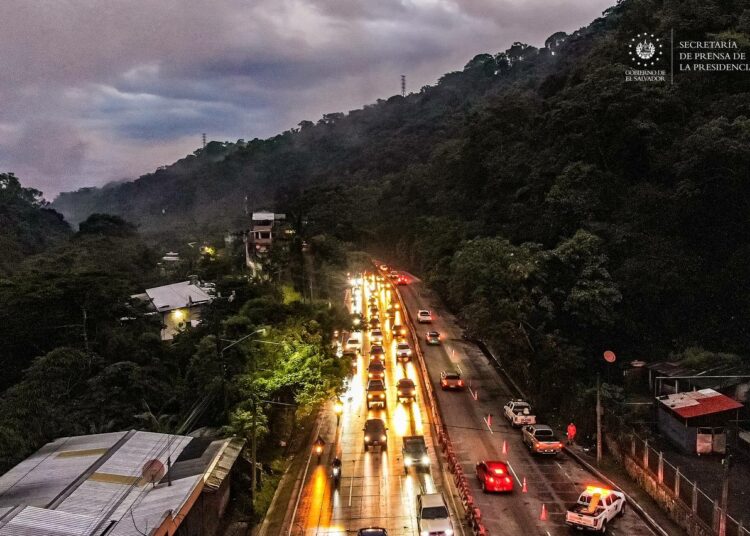 MOP descarta cierre de carretera a Los Chorros
