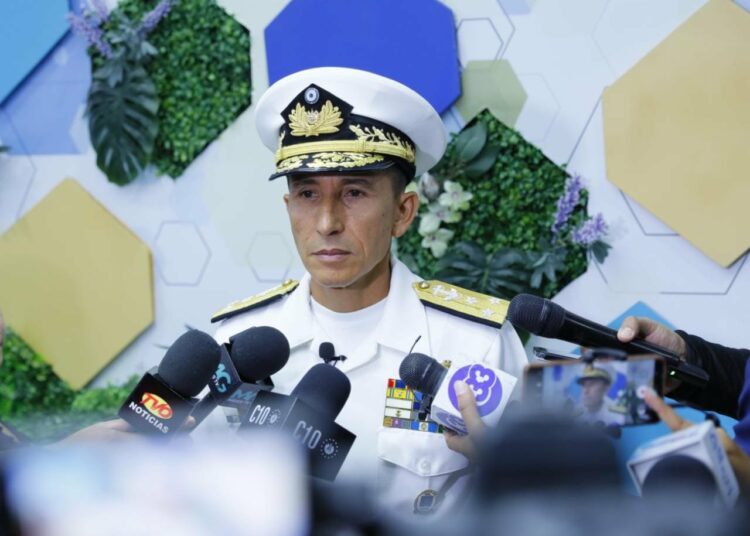 “El Régimen de Excepción es positivo porque nos permite seguir golpeando a las pandillas”: Ministro de Defensa