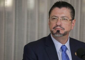 Costa Rica prevé la venta de dos bancos estatales para cubrir su deuda pública