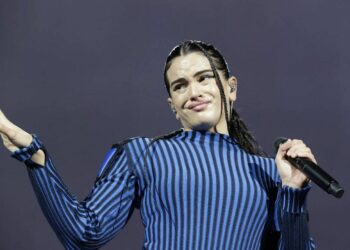 Acusan en Tik Tok a Rosalía de hacer un «ritual satánico» en sus conciertos