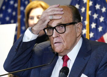 Abogado de Trump, Rudy Giuliani, investigado por fraude electoral en Georgia